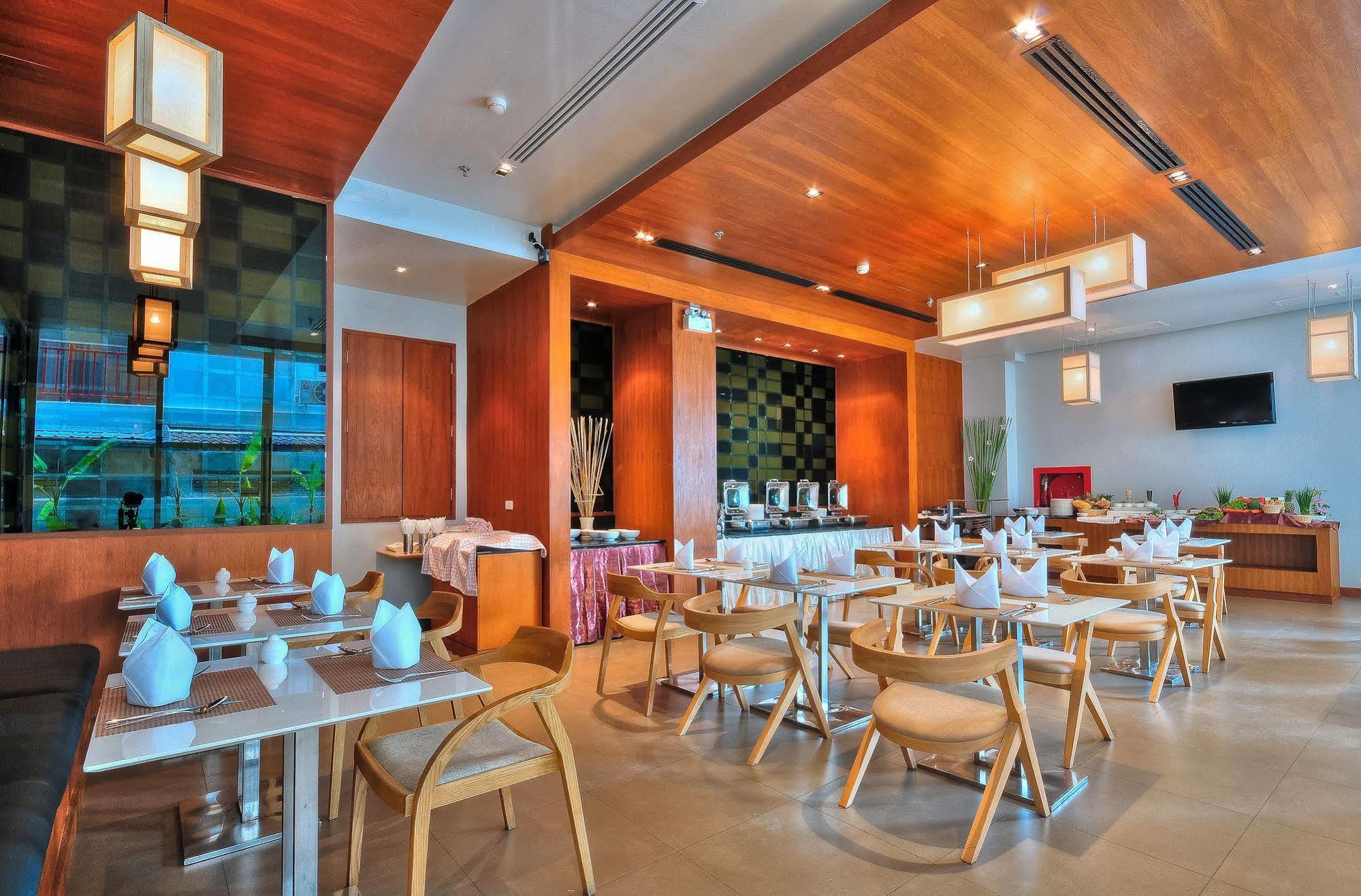 Ashlee Heights Hotel Patong Dış mekan fotoğraf